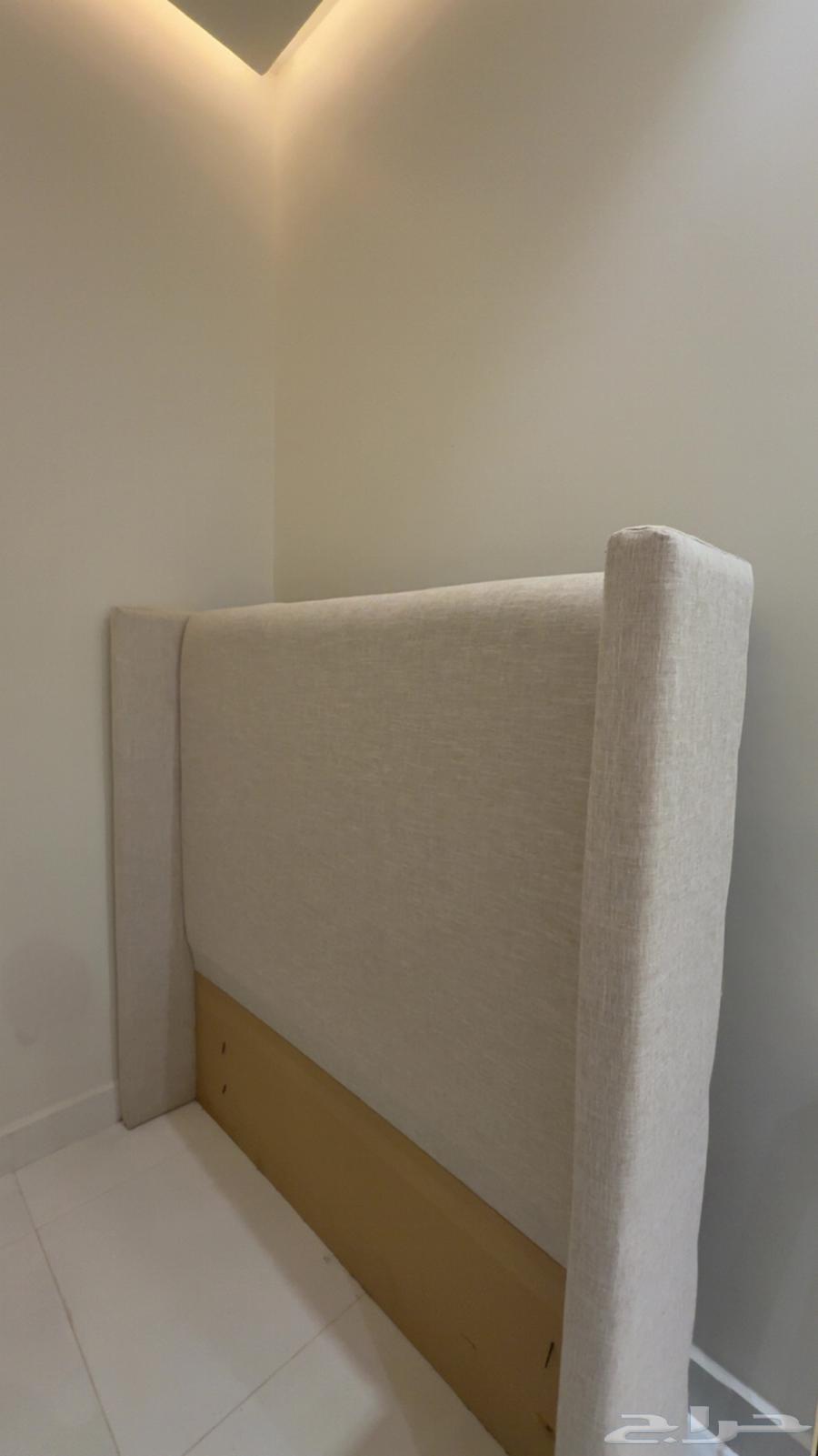 خلفيه سرير 2 نظيفه وجديده64522387343490110
