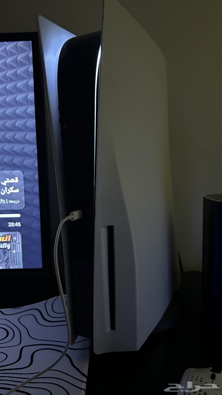 سوني 5 نضيف معه حساب قراند فخم64521709363970111