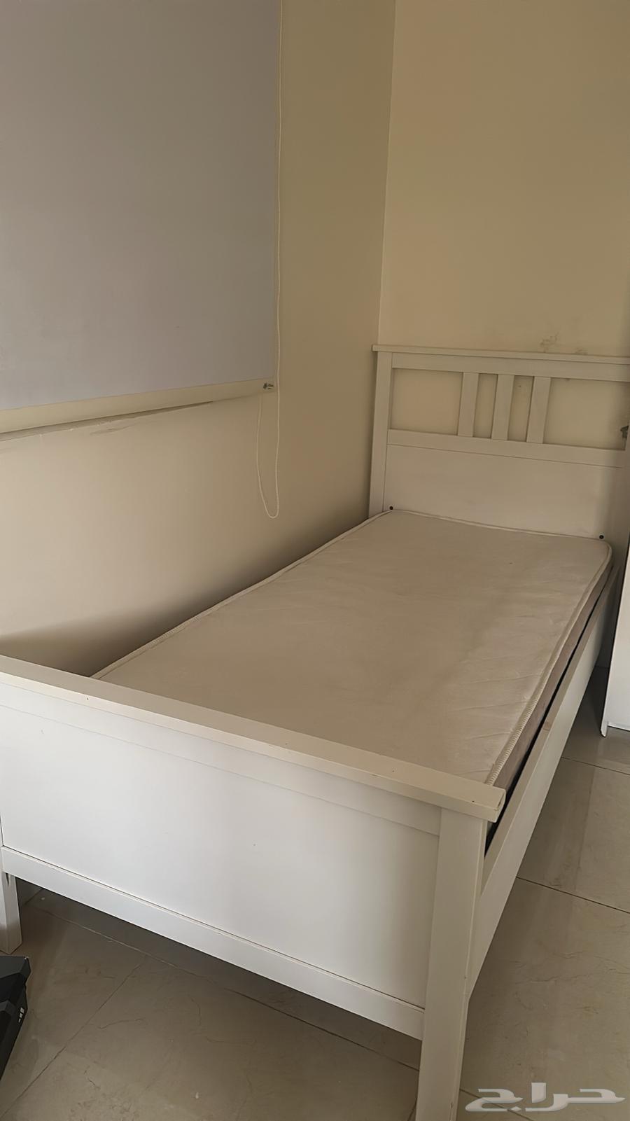 سرير خشب ابيض نفر ومرتبة64519779951106110