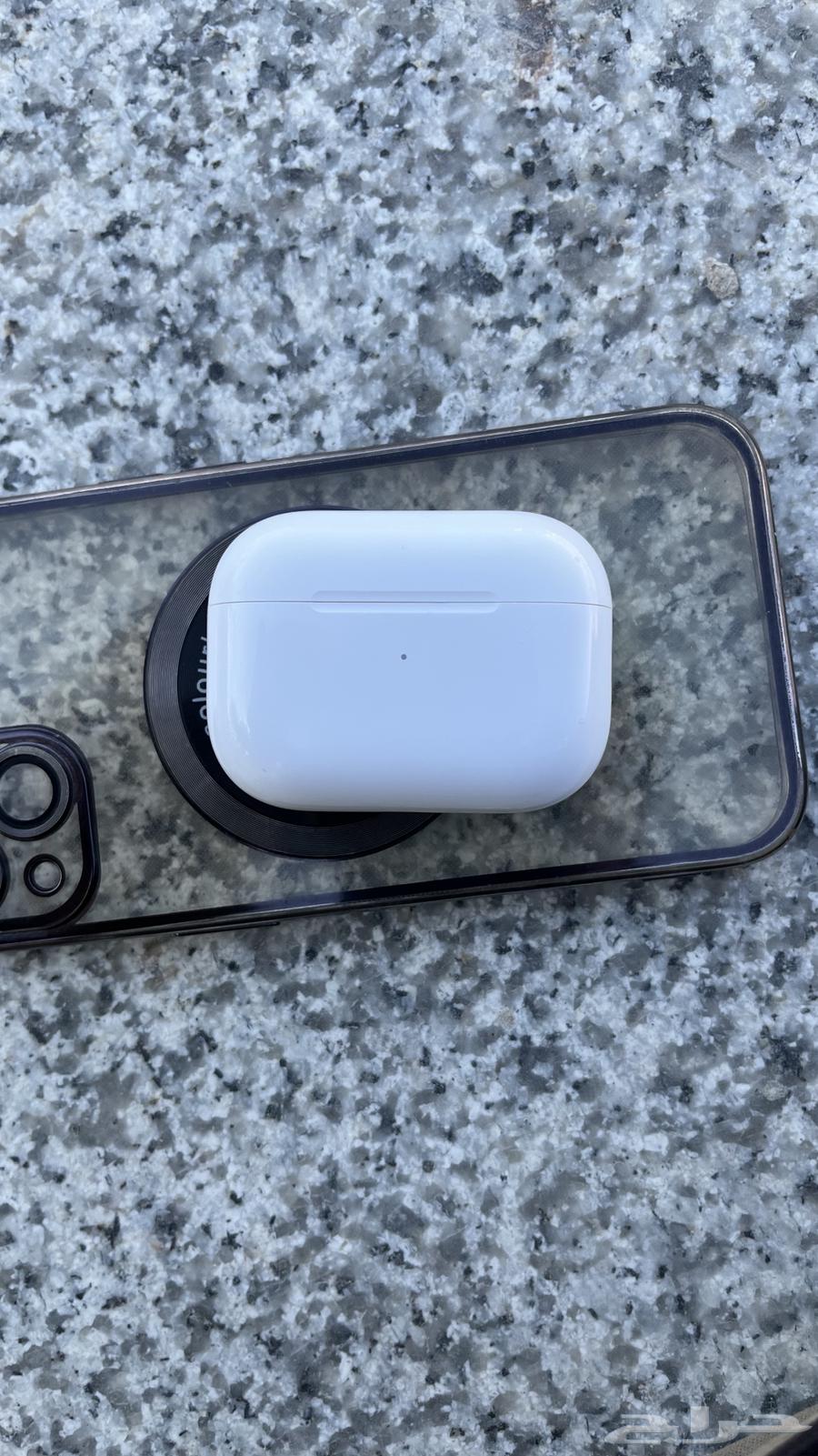 Original AirPods Pro 2, lightly used and at a special price64520854366979110