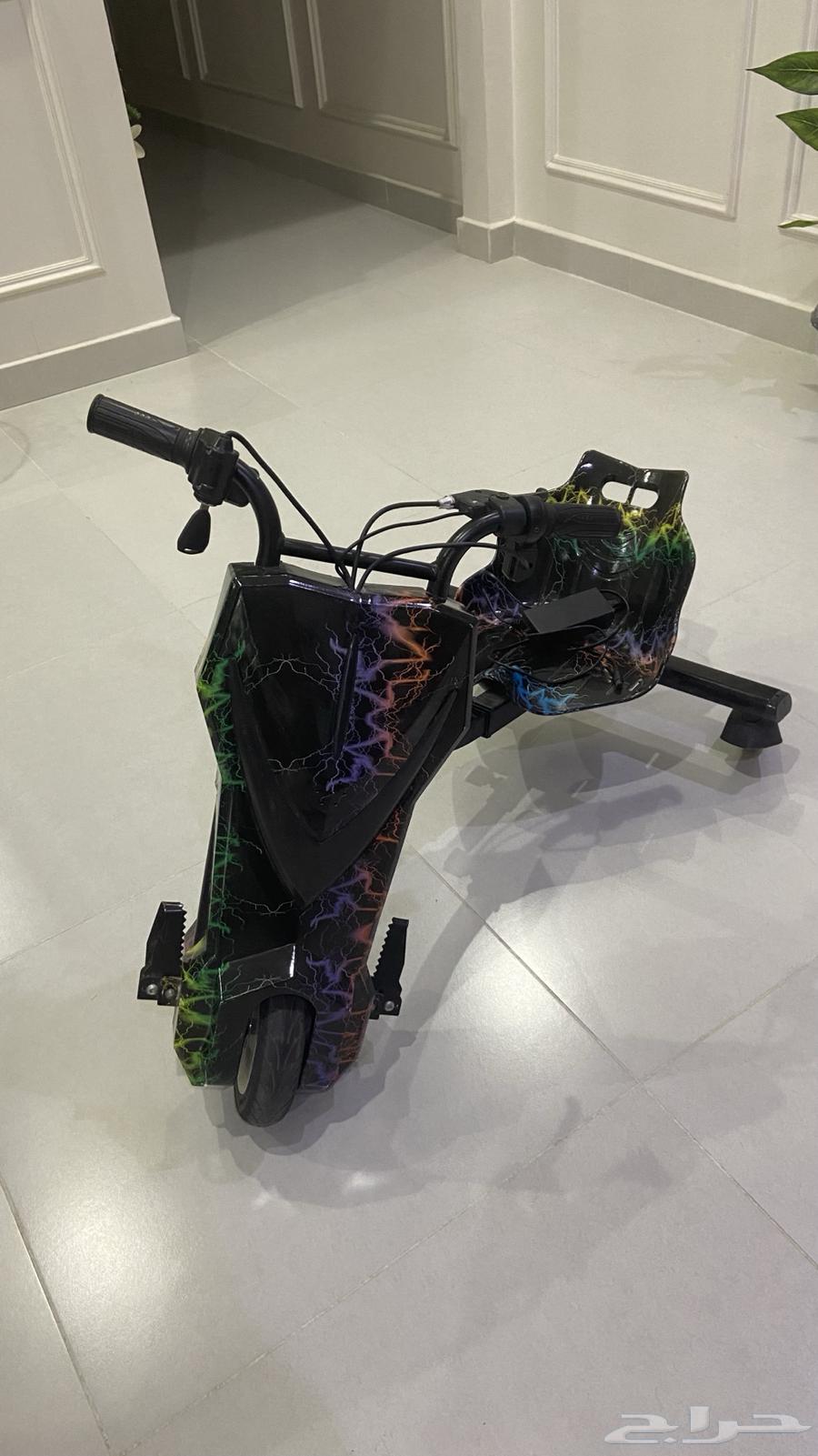 Large electric scooter, only used for 4 months, clean64519935649154110