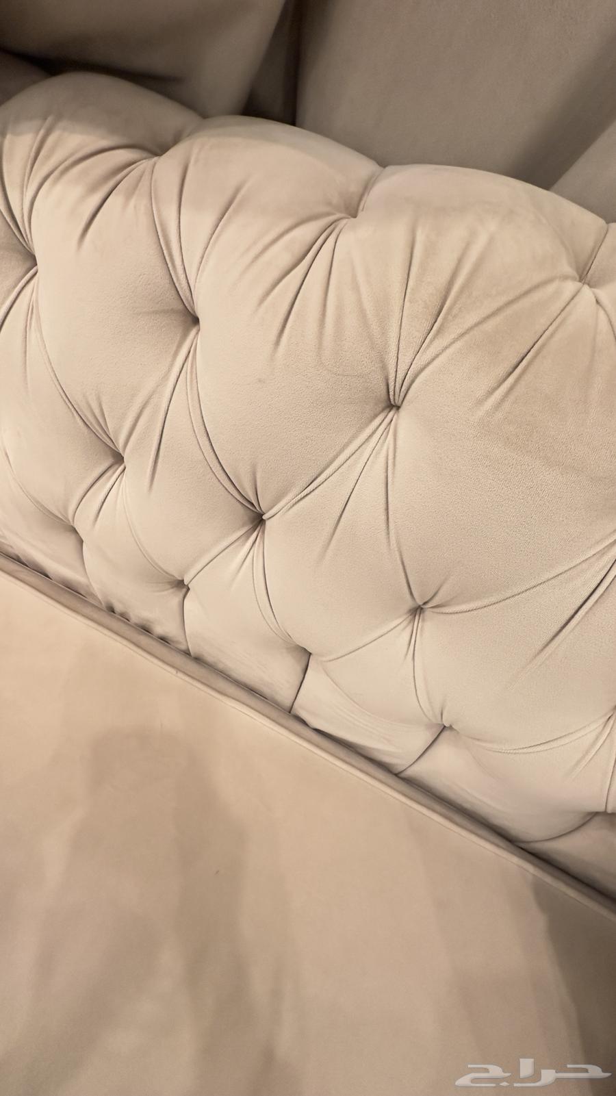 كنب مجلس مستخدم نظيف64526134026371112