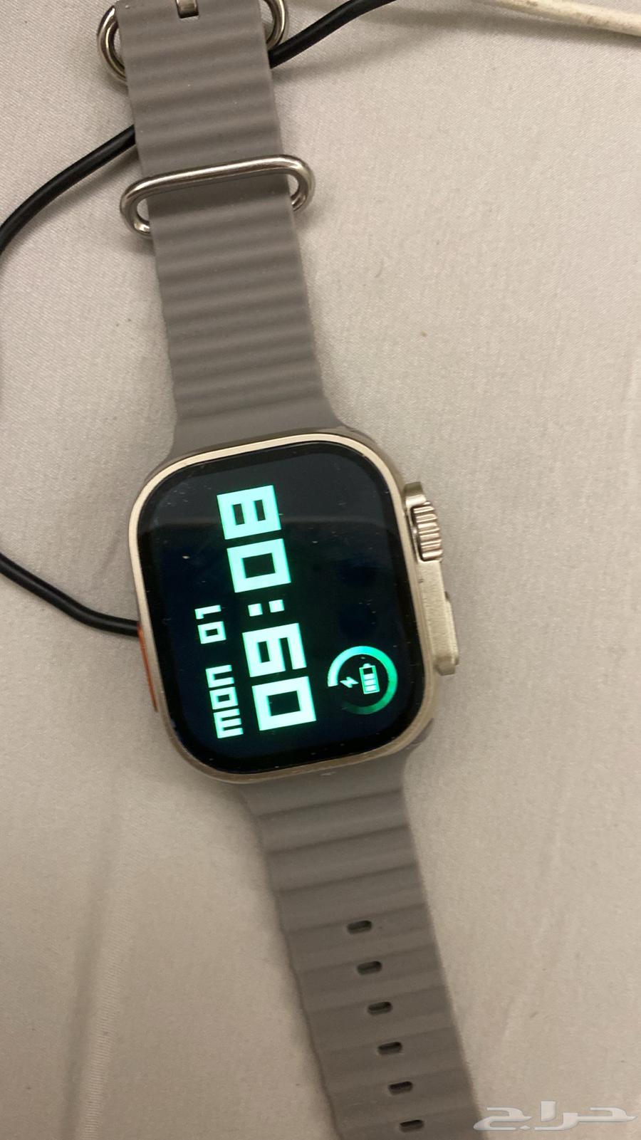 ساعة شبيهة ابل64540152659331110
