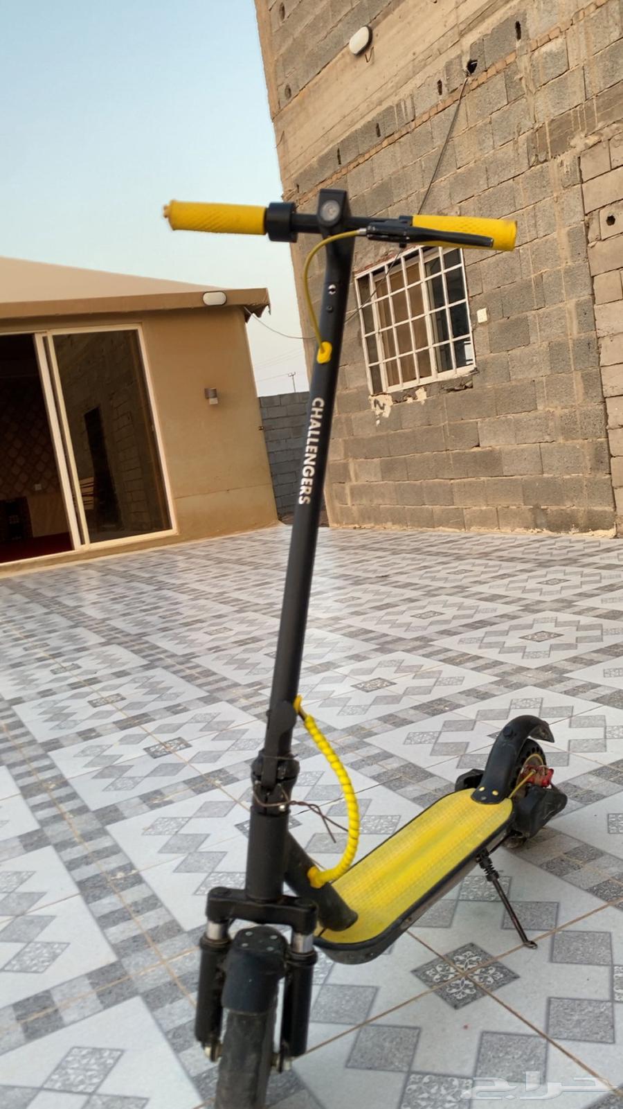 للبيع سكوتر كهرباي64524406568195110