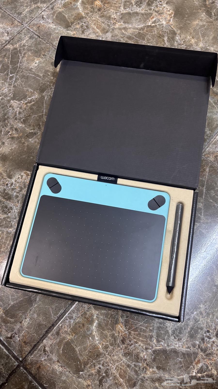 Wacom - Digital Drawing Tablet64526078612737111