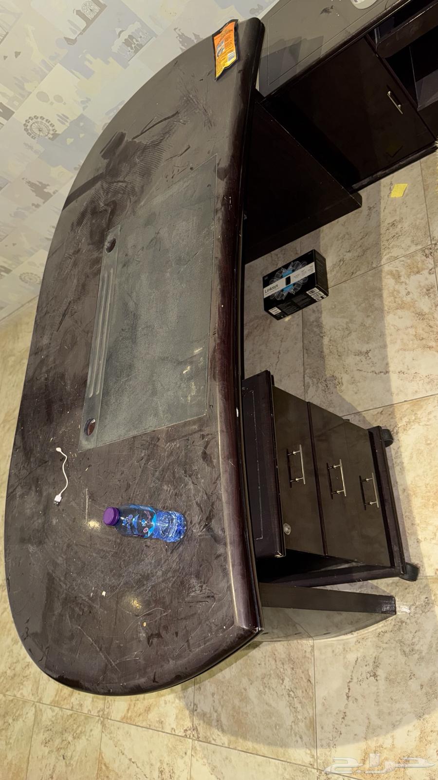 مكتب خشبي بكامل ملحقاته64519059757571113