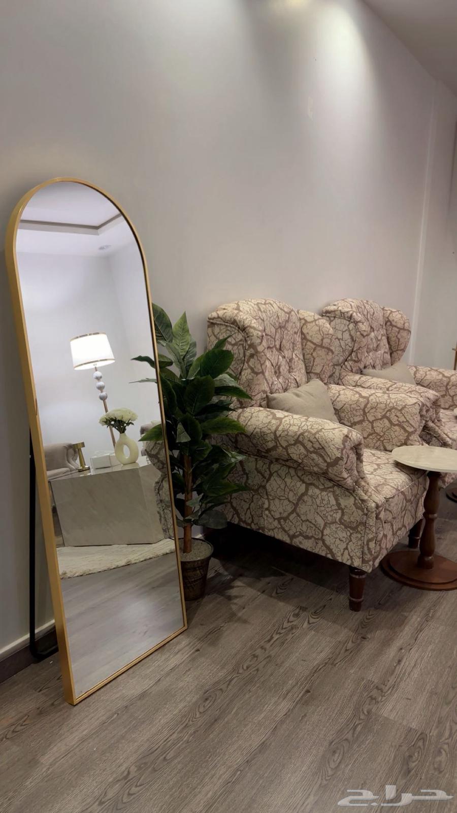 كنب اربع قطع مع الستاره للبيع64524209067521111