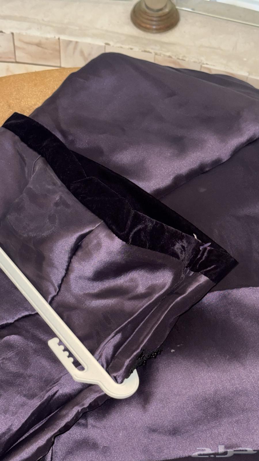 فستان مستعمل يوم واحد فقط64519992369154113