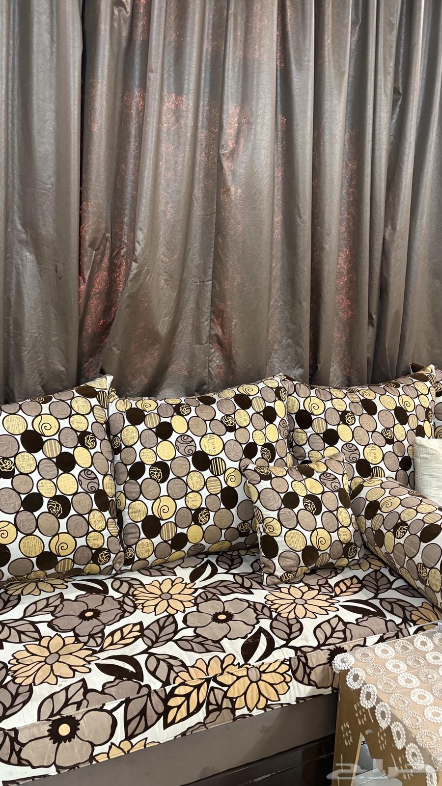 كنب للبيع مع الطاولات64526648381569114