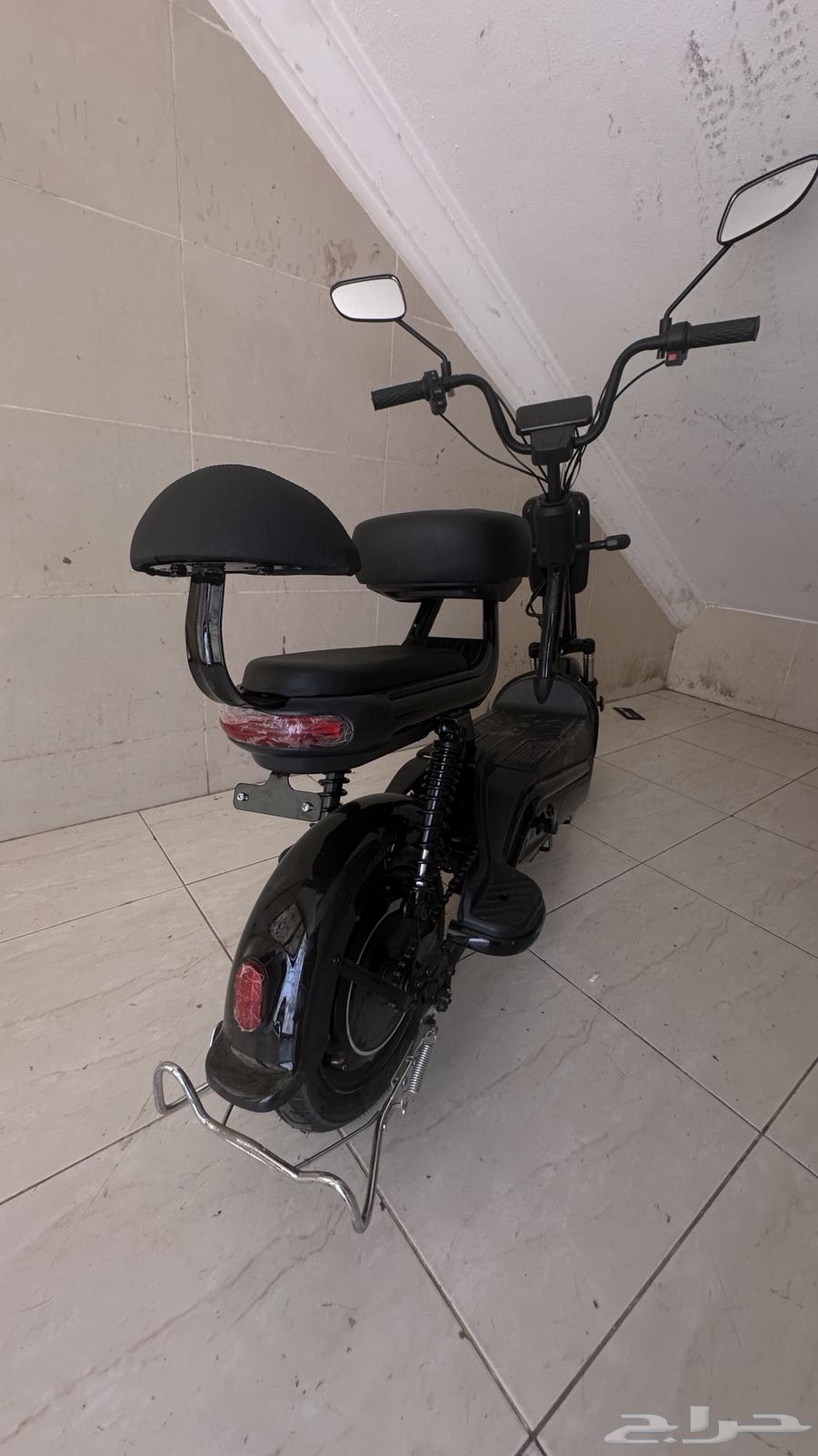 للبيع سكوتر كهربائي جديد64525884075010112