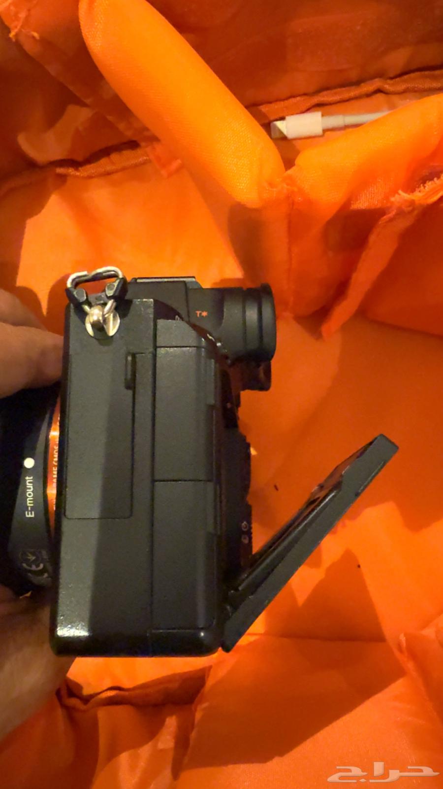 كاميرا سوني a7iii معها عدسة 50 م وشاحن البطارية الكام نظيف64518988610435111