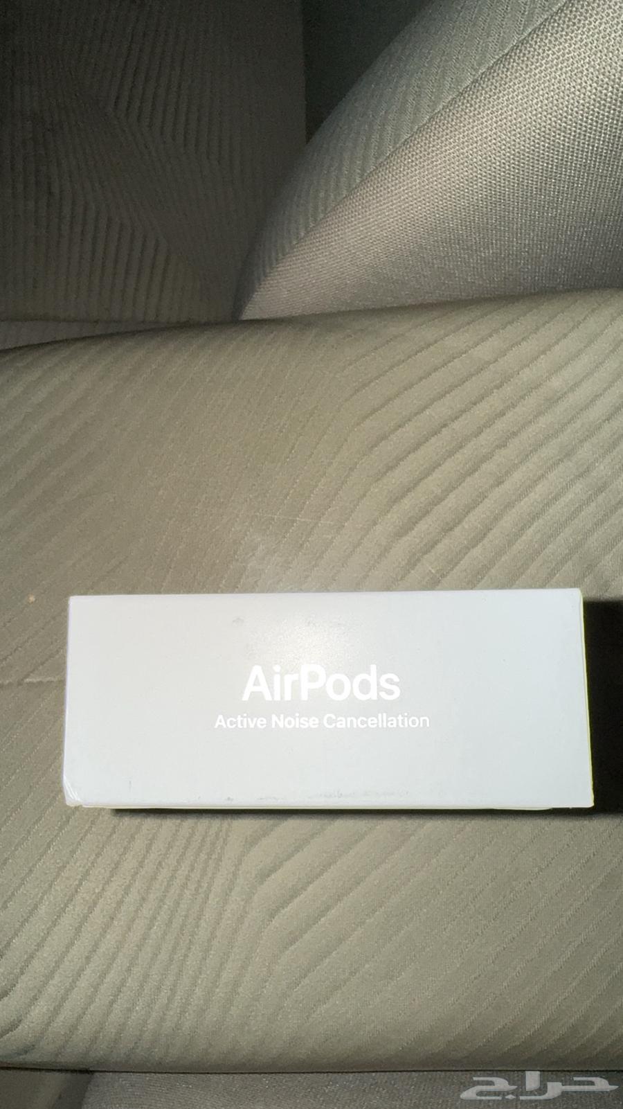 AirPods 4 with Noise Cancellation Feature64527123192578111