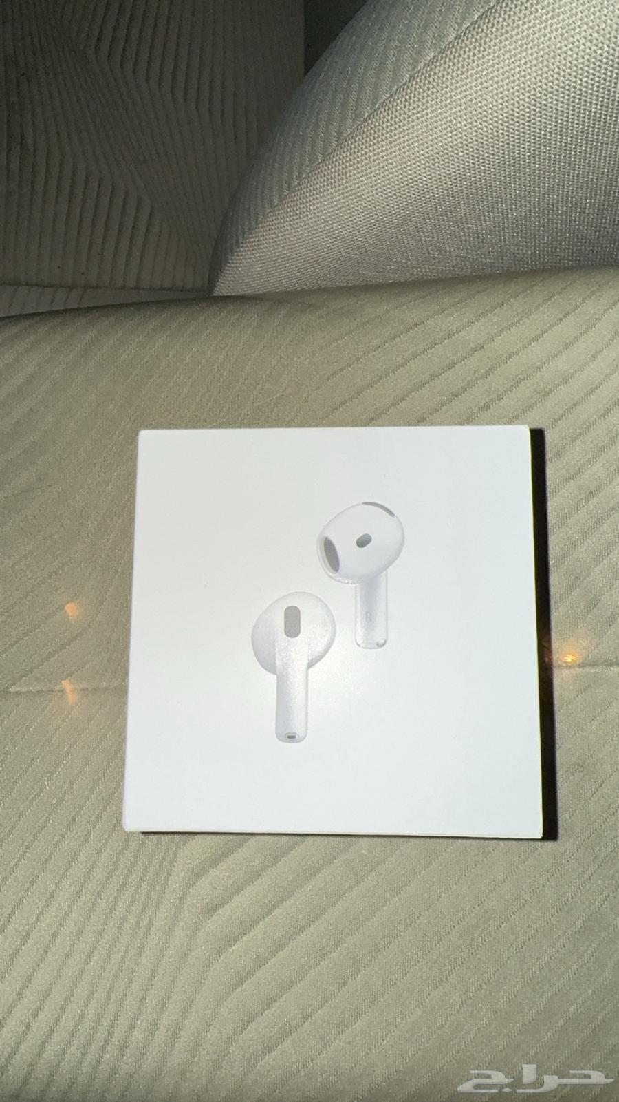 AirPods 4 with Noise Cancellation Feature64527123192578113