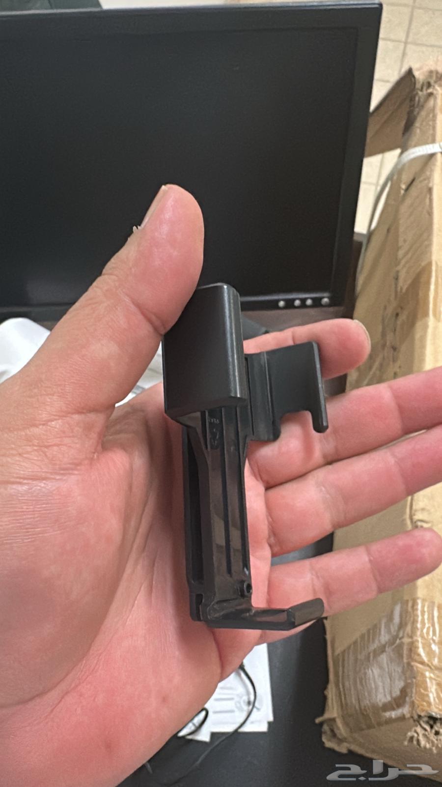 New Tetra device charger and new unused Tetra device handle64522159484930111