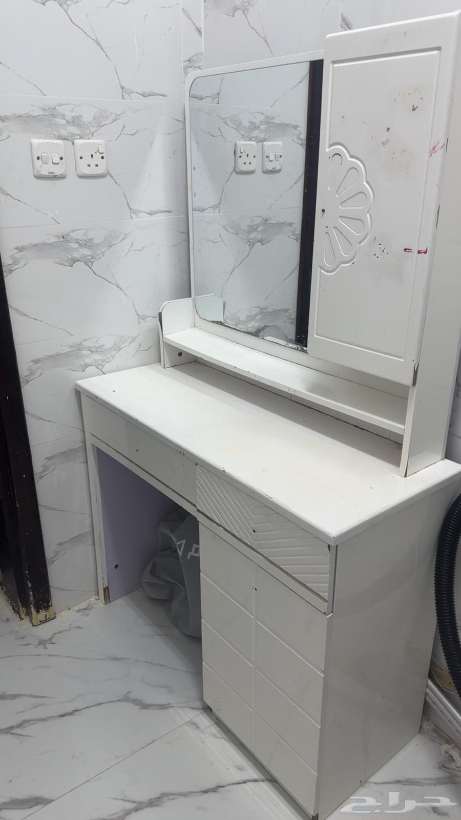 تسريحه للبيع64519497659523110