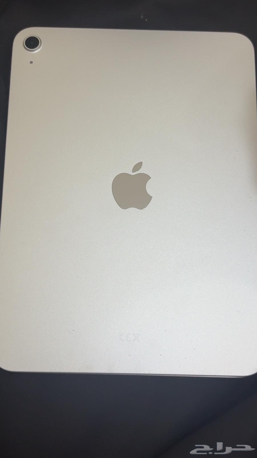 10th generation iPad with broken screen.64522401436163110