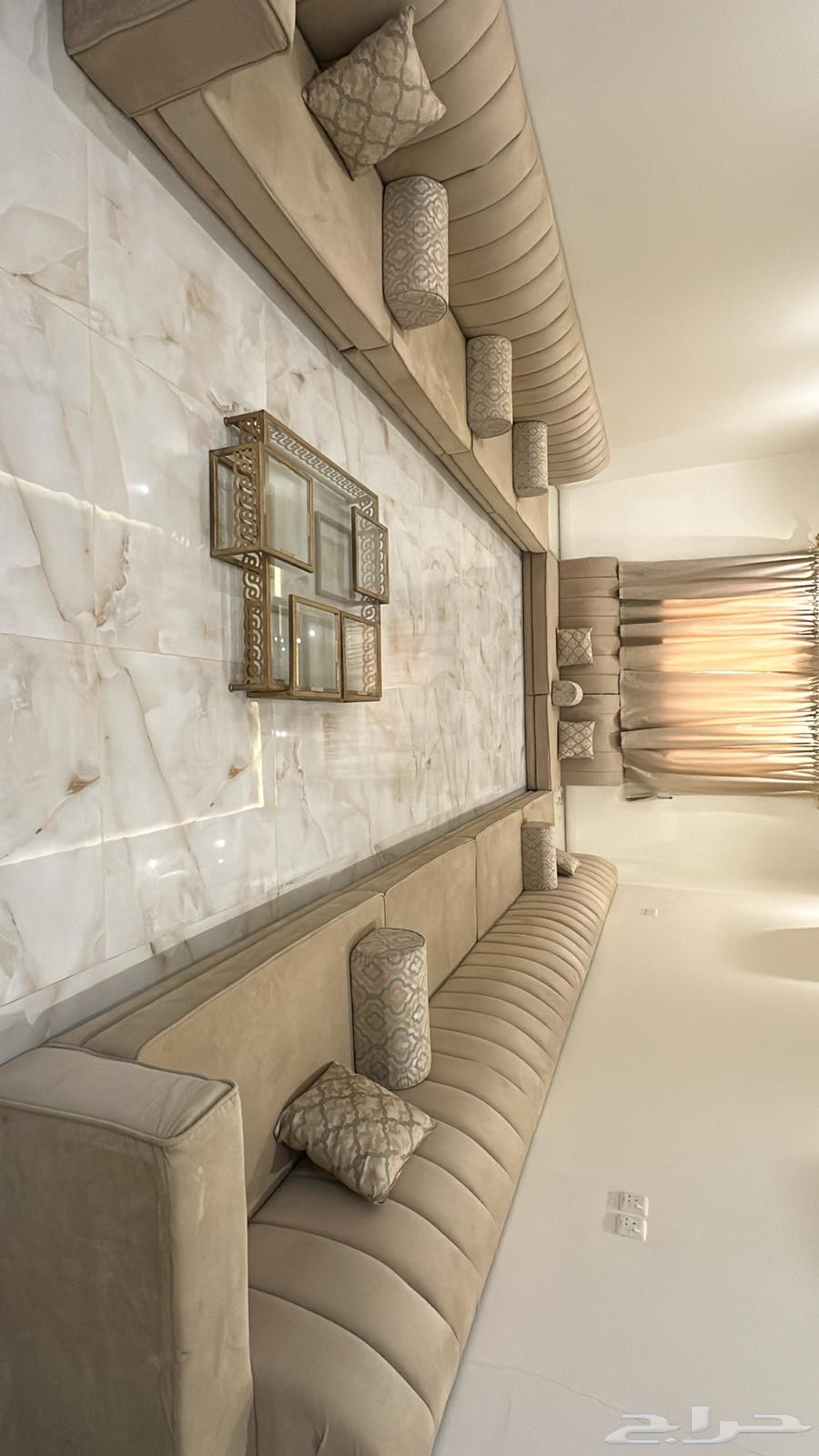 للبيع  كنبة بيج غامق64527067042947110