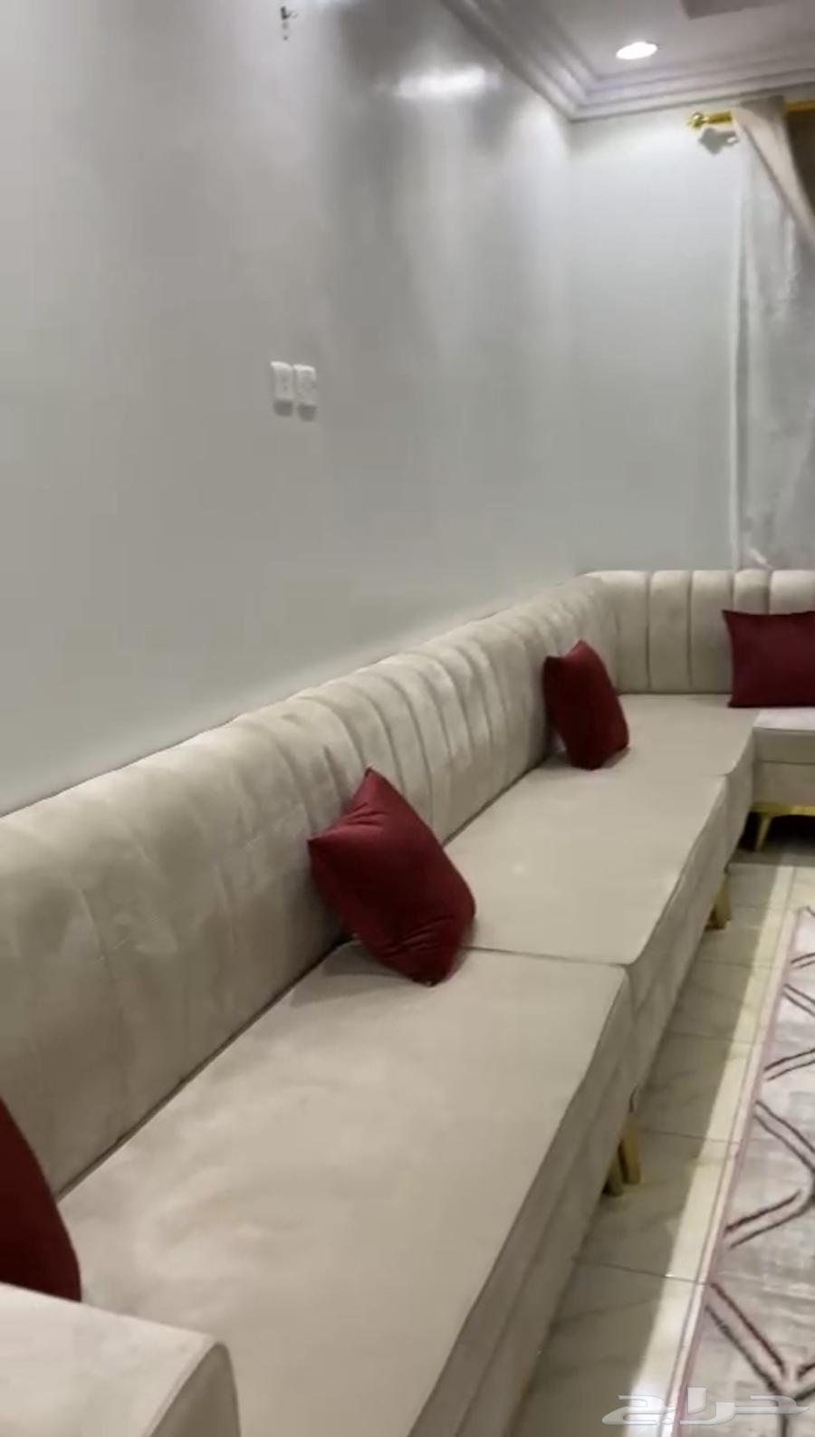 كنب مستخدم نظيف للبيع64526397691267112