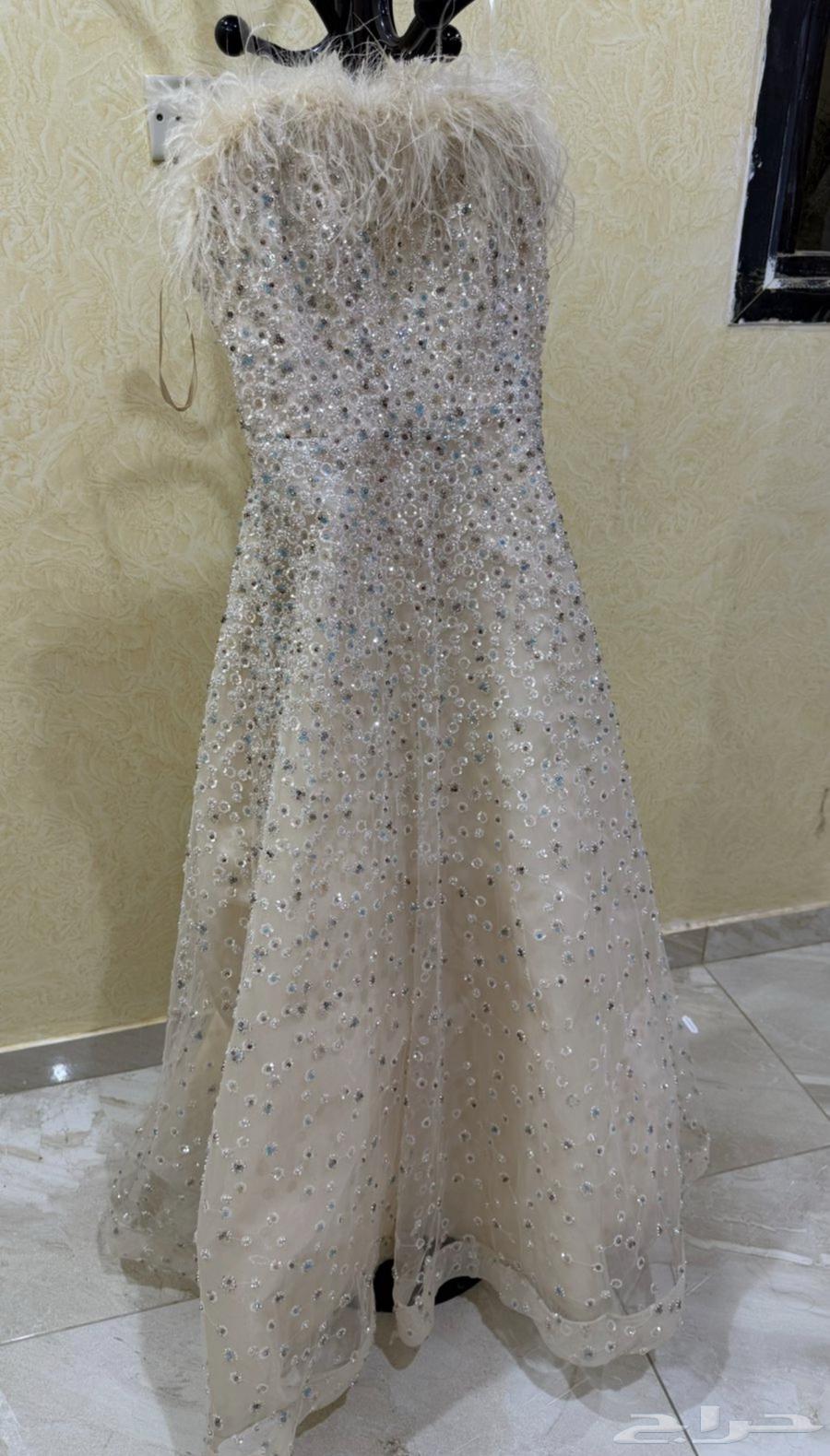 Hello, I have occasion dresses for sale, used only 5 hours64520529999875112