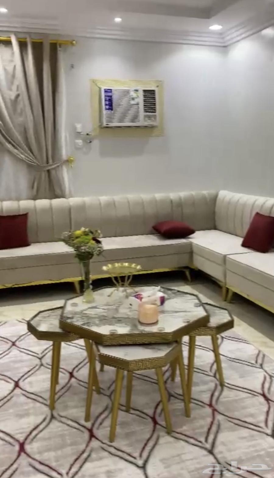 كنب مستخدم نظيف للبيع64526397691267111