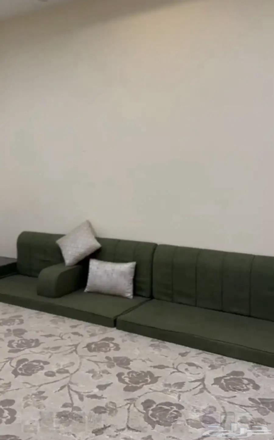 كنب للبيع يوجد مقطع فيديو توضيحي64523444092035110