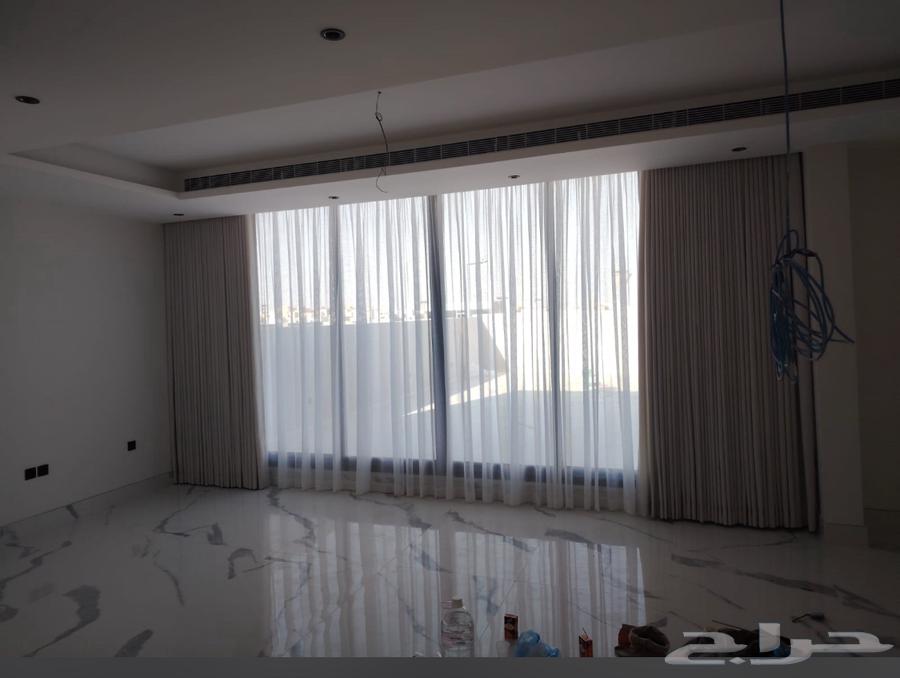 Curtains, Furniture, or Curtains64519328171394110