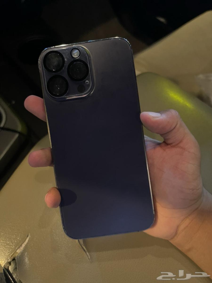 iPhone64525621785474112