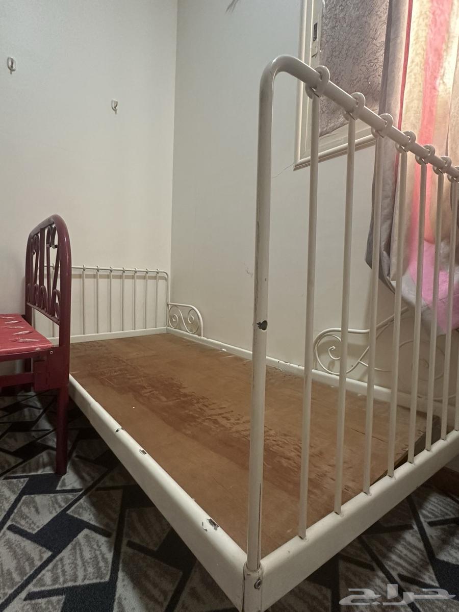 سرير حديد وطراحه طبيه نفر64520940253313110