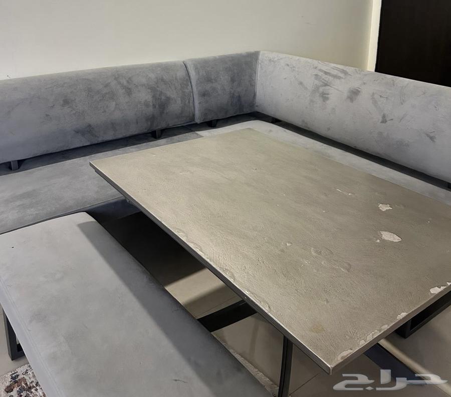 كنب و طاولة طعام للبيع64407713208835113