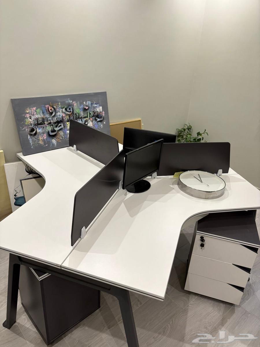 طاوله اجتماع ومكاتب للبيع في جدة64521625340675111