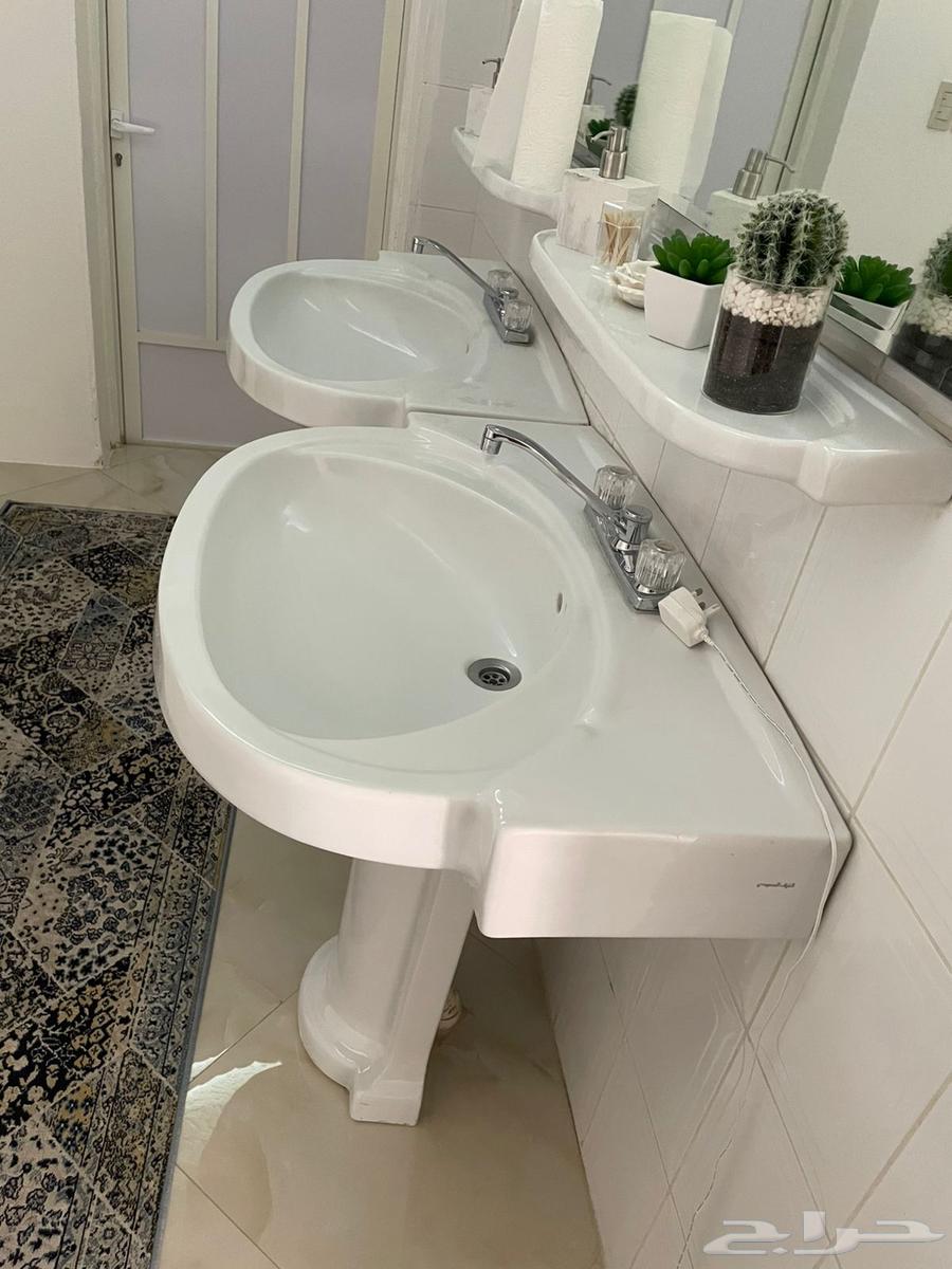 مغاسل ثنتين بحالة ممتازة للبيع64525953738497111