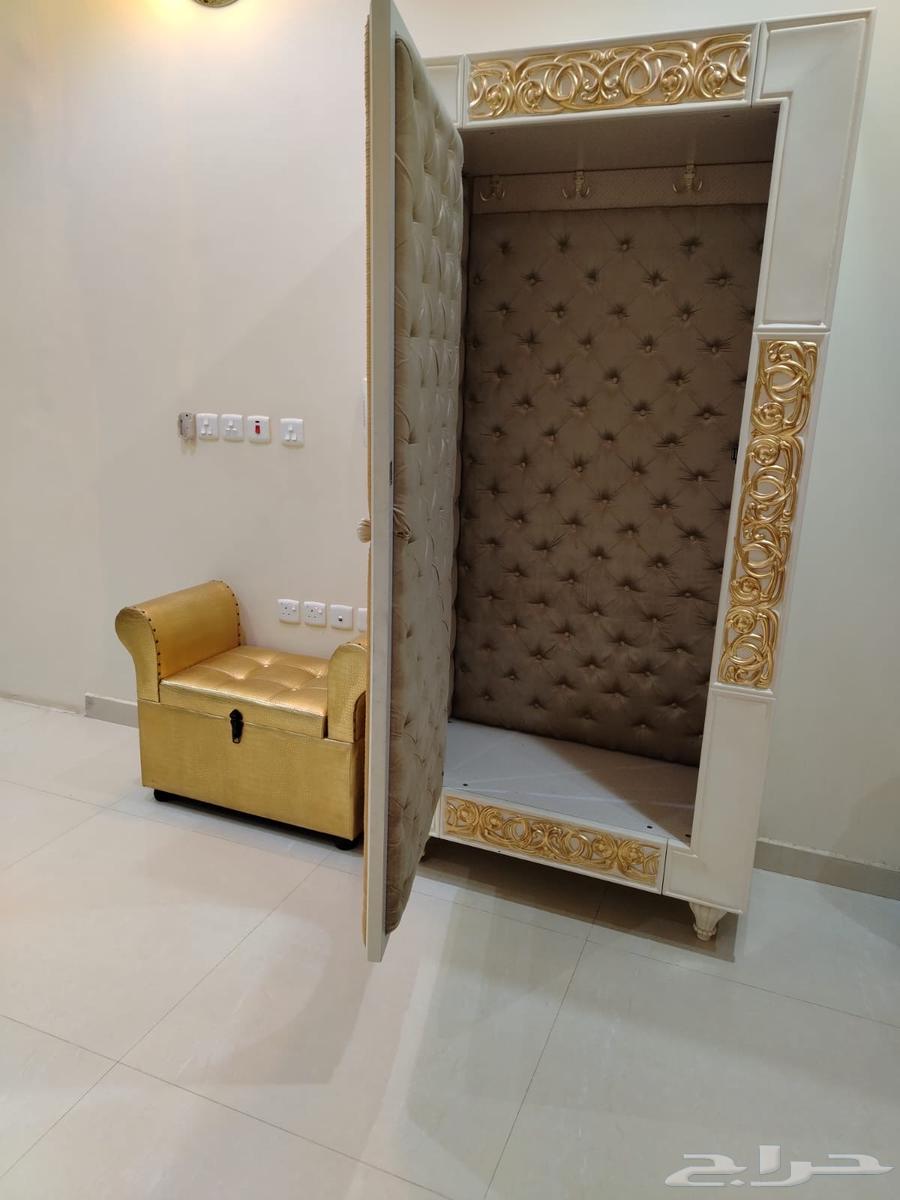 اثاث للبيع حامل عبايات64525122690049110