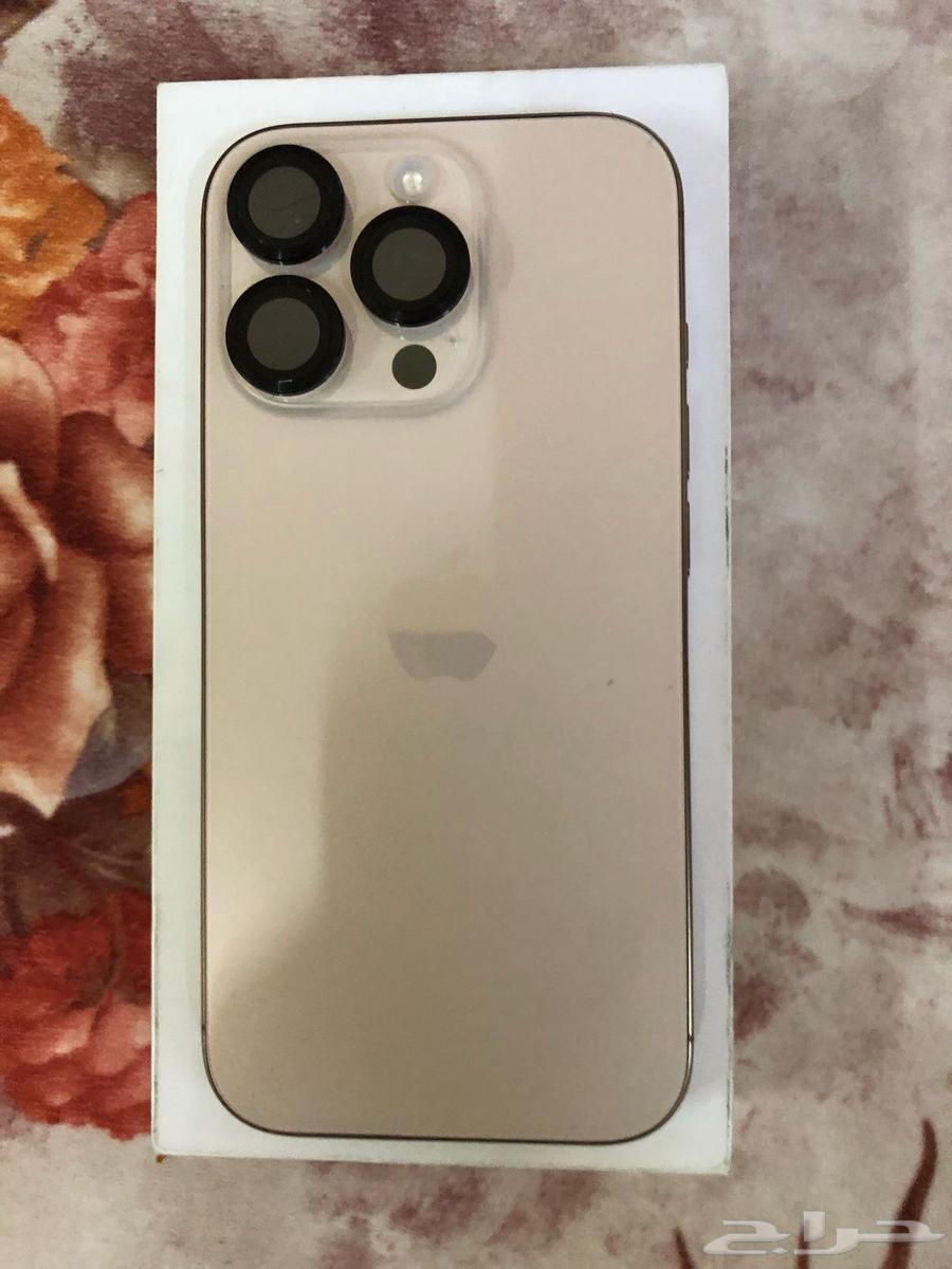 آيفون 16برو 256من جرير مع ضمان لحد شهر 11 البطارية 9364526425822211111