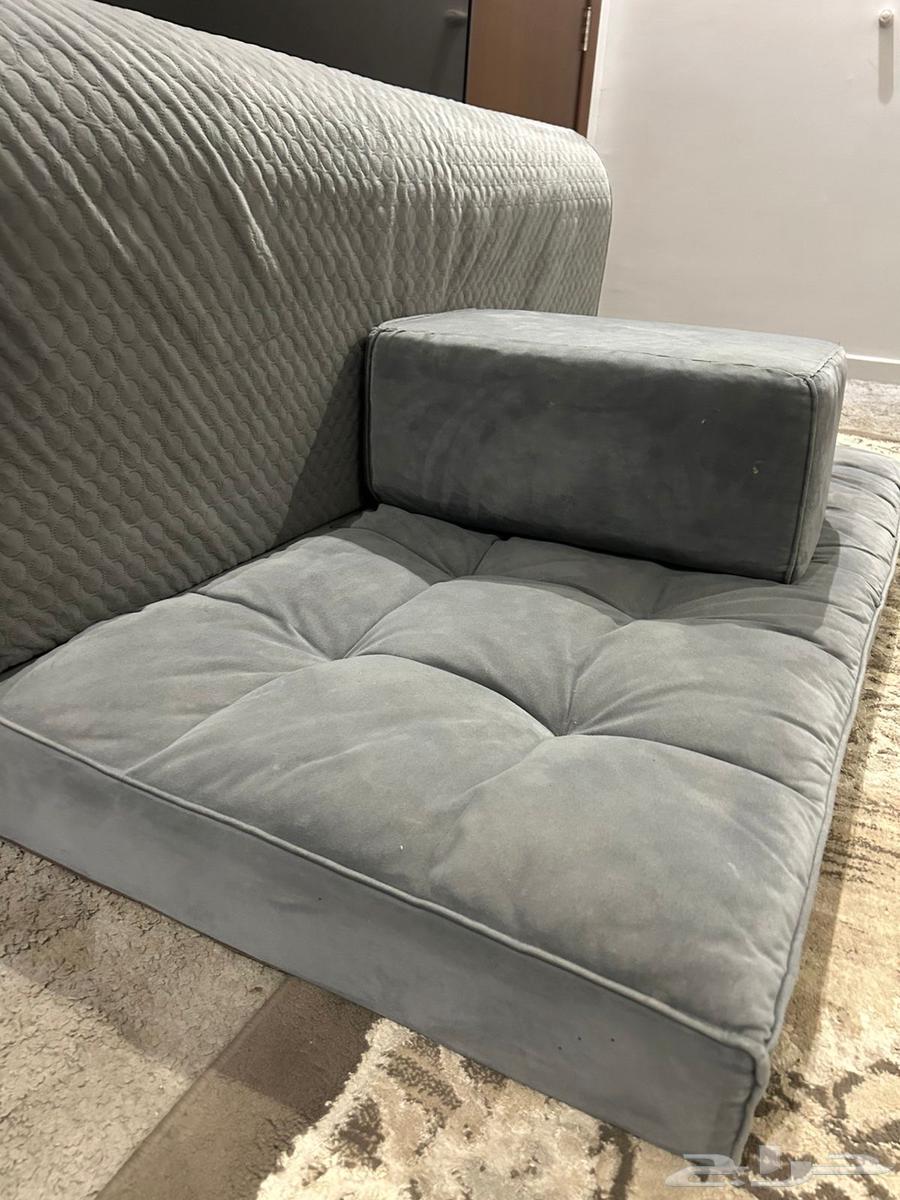 جلسة عربية للبيع طولها تقريبا  10 متر زاويتين64525815182465111