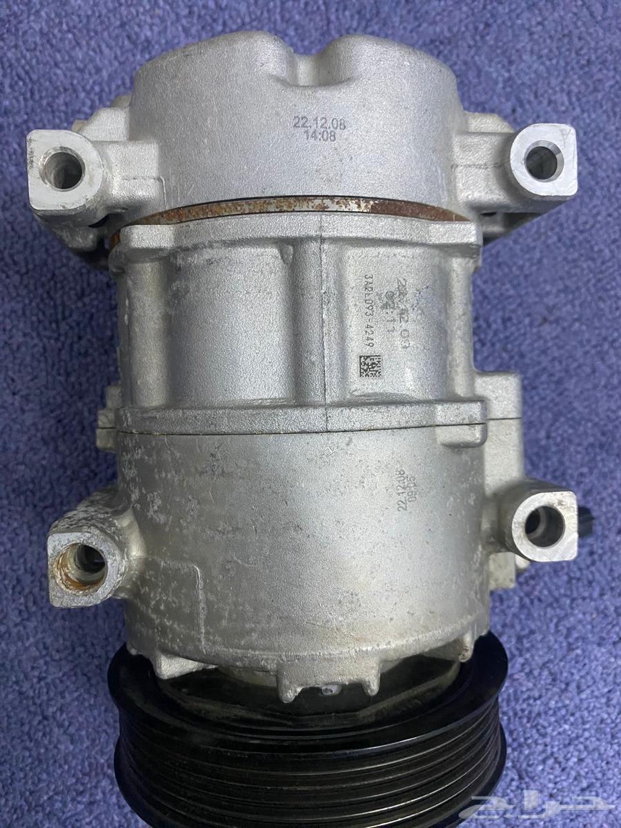 New air conditioner compressor with radiator, made in Korea64525732934531114