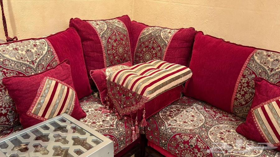 طقم كنب تركي للبيع (نظيف جدا )64525414230915111