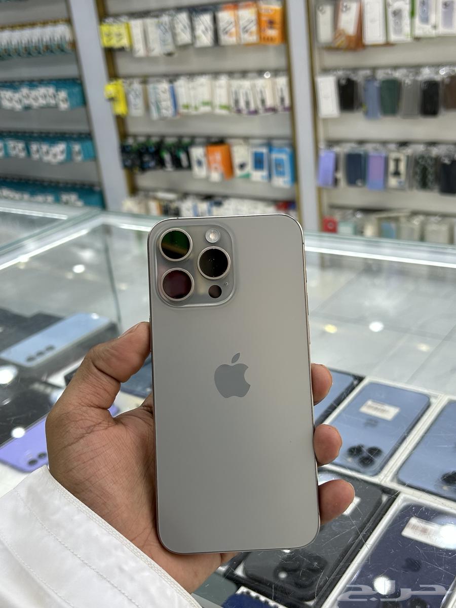 ايفون 15بروماكس مساحه التخزين 256 سعه64523837846915112