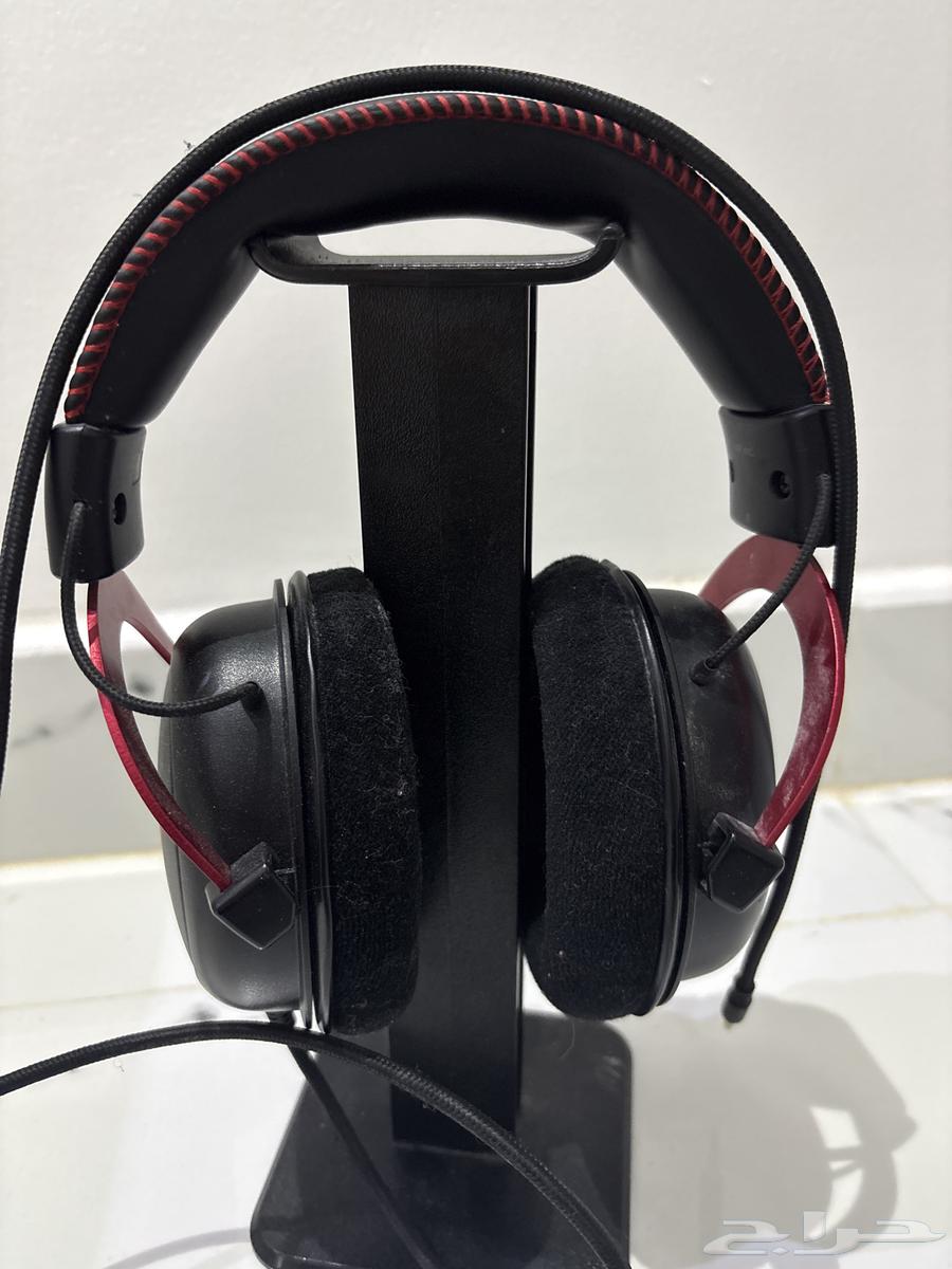 سماعه هايبر اكس للبيع 156 حقات الأذن جديده مع الستاند بعشر64519525885697110