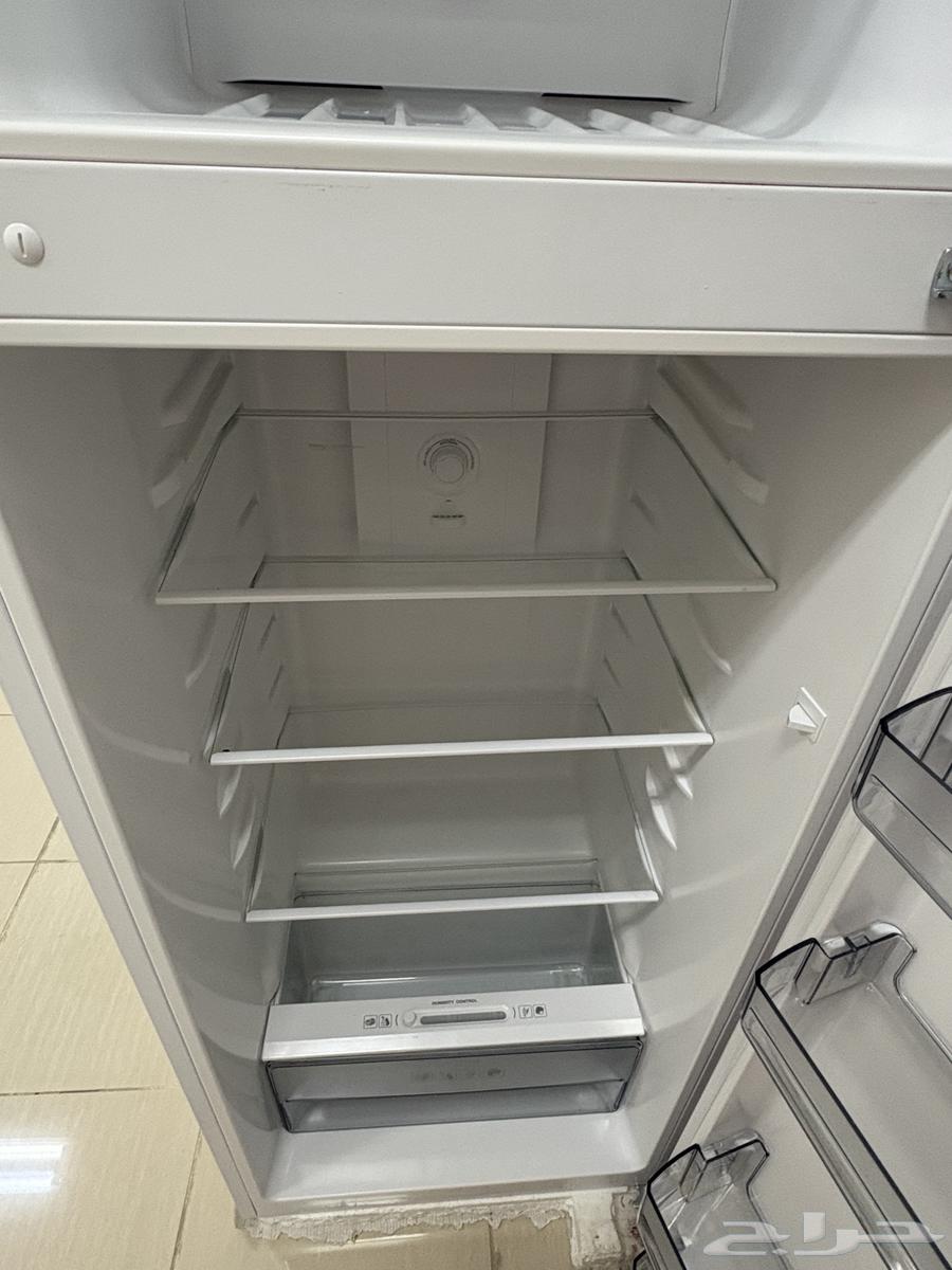 ثلاجه مستعمله استعمال نظيف جدا  للبيع ب80064523486039043111
