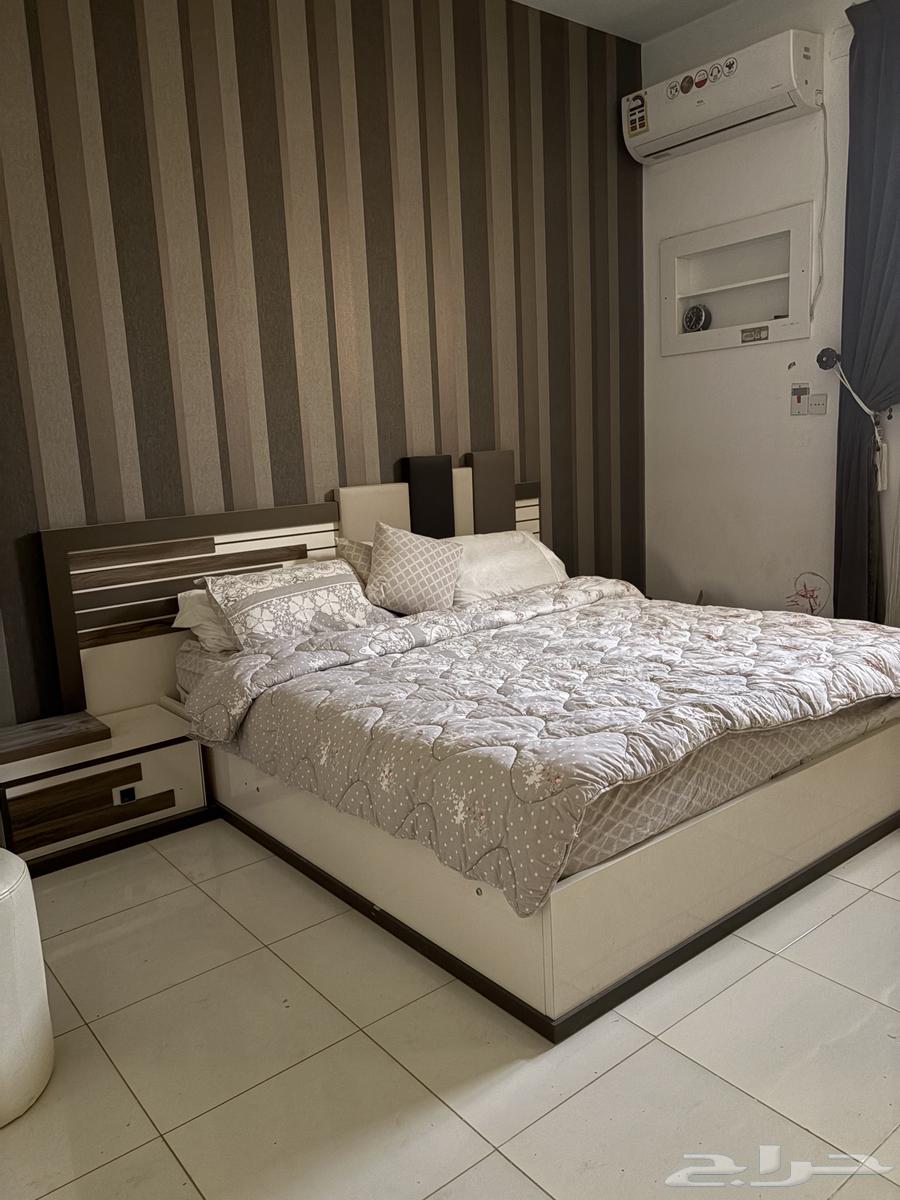 غرفه نوم شبه جديده64519878977538110
