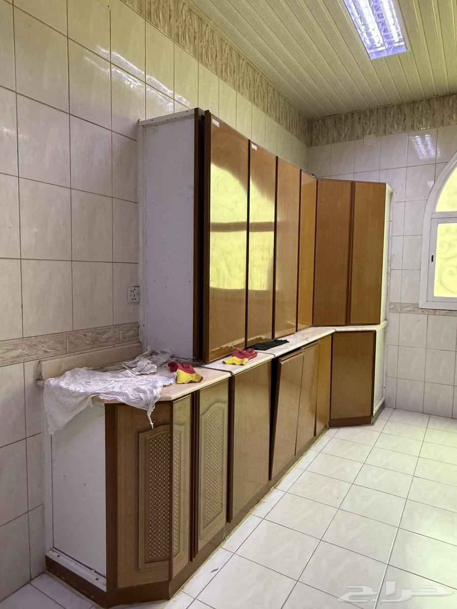 اثاث غرفة نوم سرير مع التسريحة والمراية - ودواليب مطبخ64521737901313113