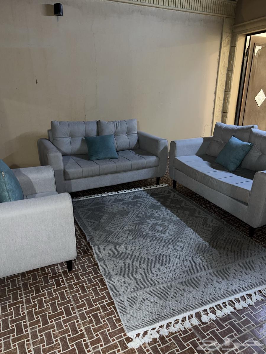 كنب اثنين نفرين وواحد نفر نظيف جدا مع فرشه صغيره64525870274306112