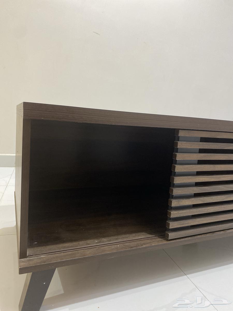 طاولة تلفزيون للبيع64524684443906113