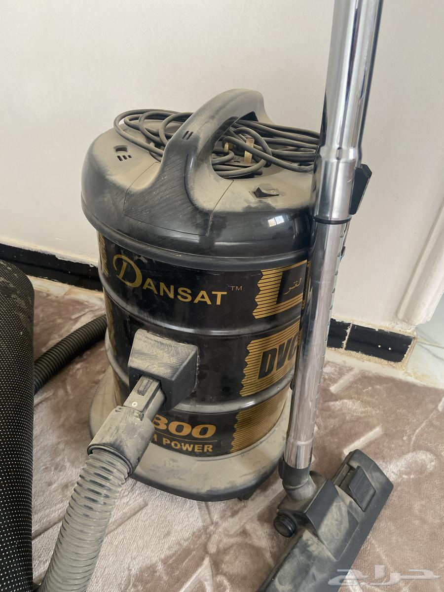 مكنسه كهربائيه شبه جديده64523006188802110