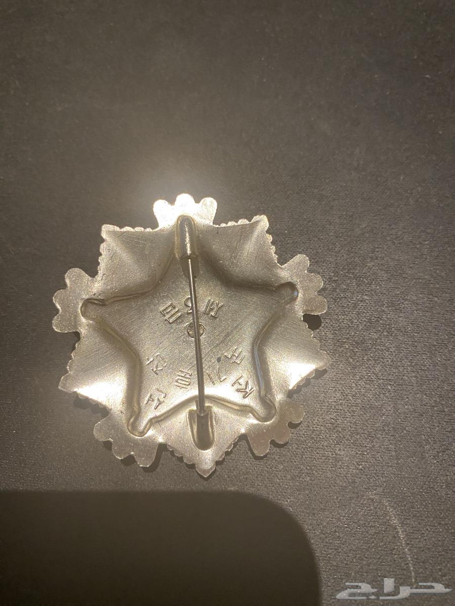 وسام ميدالية كوريا الشمالية الرتبة الثالثة كامل64523175794819114