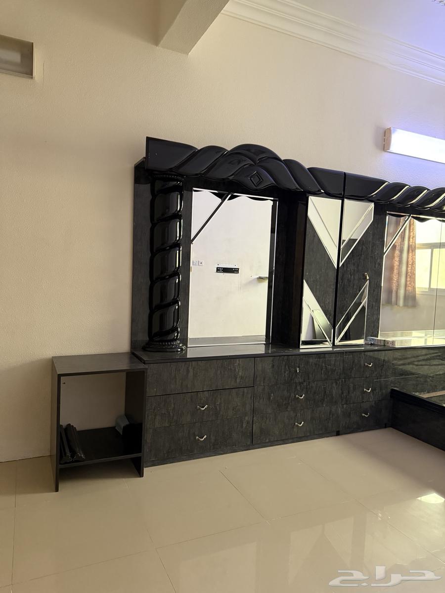 اثاث غرفة نوم سرير مع التسريحة والمراية - ودواليب مطبخ64521737901313110