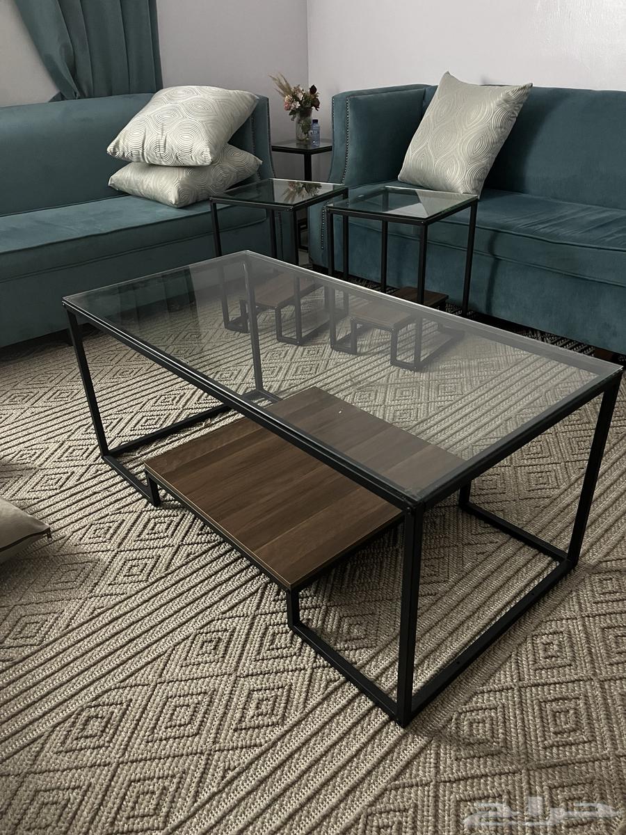 طاوله مع 4 خدمه شبه جديده64526676137345111