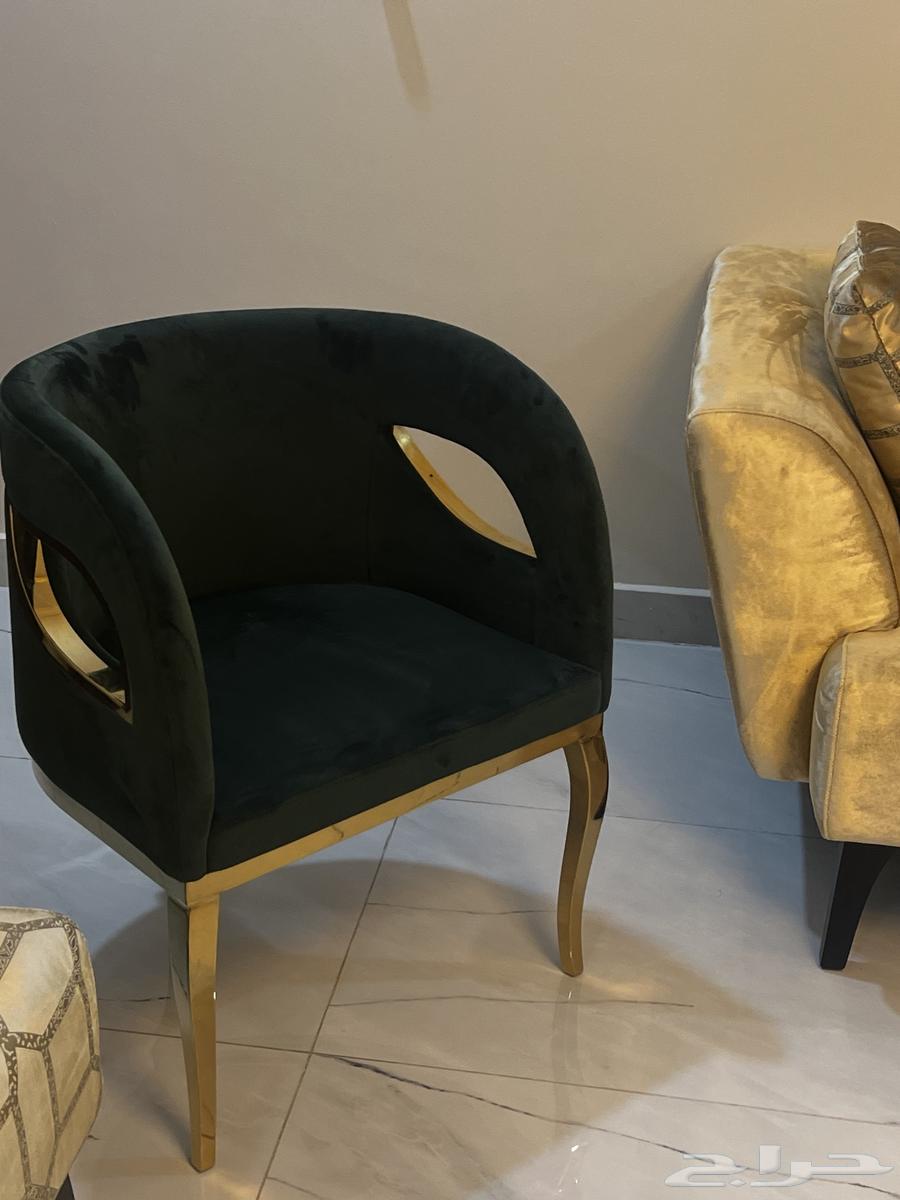 From title to furniture64520204322433111