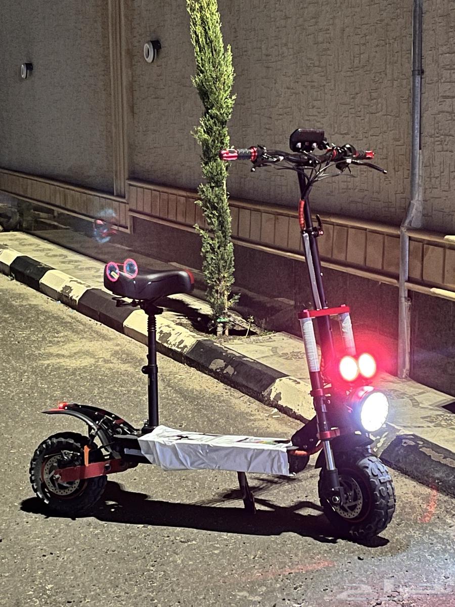 اسكوتر للبيع64526592877827111