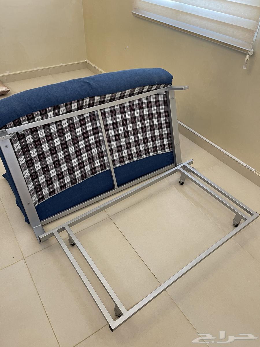كنب يتحول لسرير نضيف جدا64523217987201113